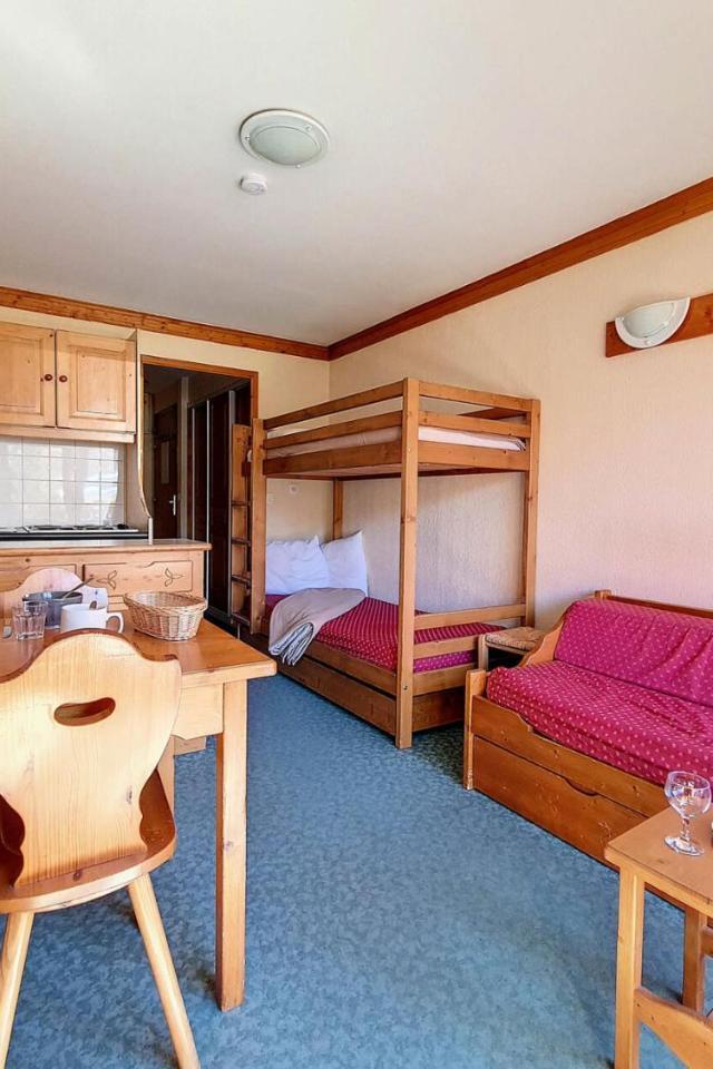 Residence Valmonts a - Appartement Standard · Depart Ski Aux Pieds · Balcon Mae-2624 – bild 6