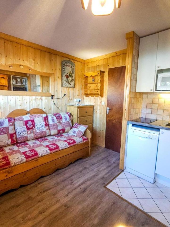 Studio (Bedroom#1: 2 single beds) – Studio Confortable Pieds Des Pistes Les Menuires - Fr-1-452-10