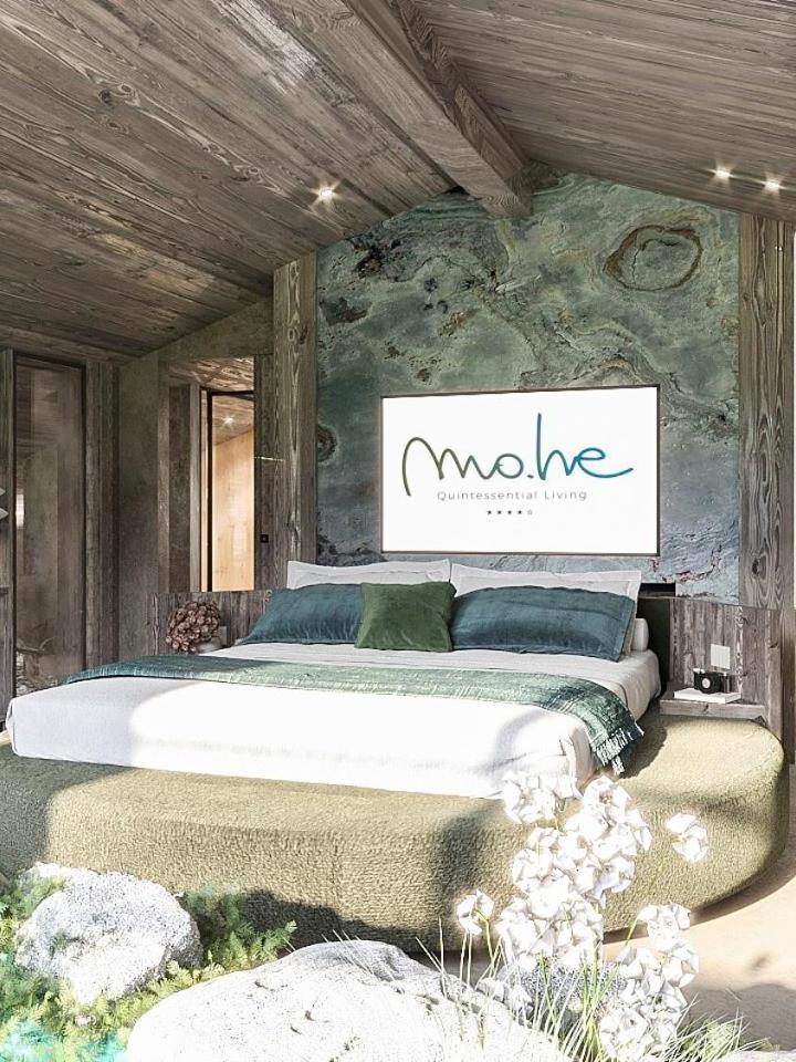 Suite with Balcony (1 sofa bed) - Free WiFi – Mohe Boutique Hotel