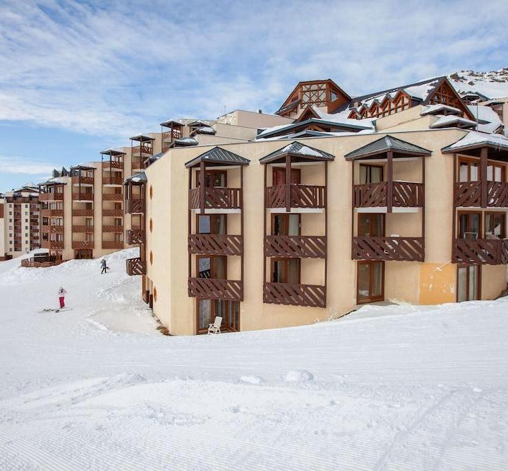 Apartment 5 people - 1 bedroom (1 Double Bed, 2 Twin Sofa Beds and 1 Twin Murphy Bed) – Temples du Soleil by Pierre & Vacances
