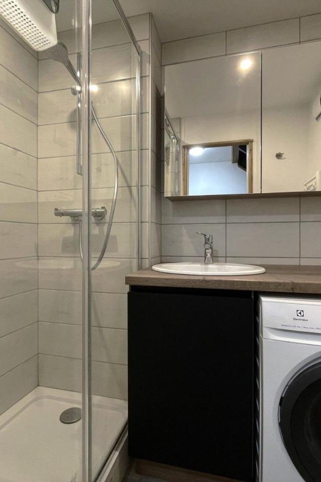 Duplex 4 Pers, Balcon Sud, Les Menuires, Parking - Fr-1-452-357 – billede 7