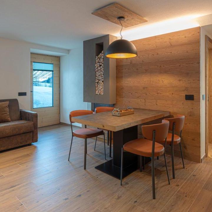 One-Bedroom Apartment (2 single beds) - Free WiFi – Chalet Aria Pura