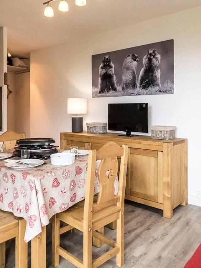 Residence Ski Soleil - Appartement Spacieux · Depart Ski Aux Pieds · Balcon Vue Sur Les Pistes Mae-0544
