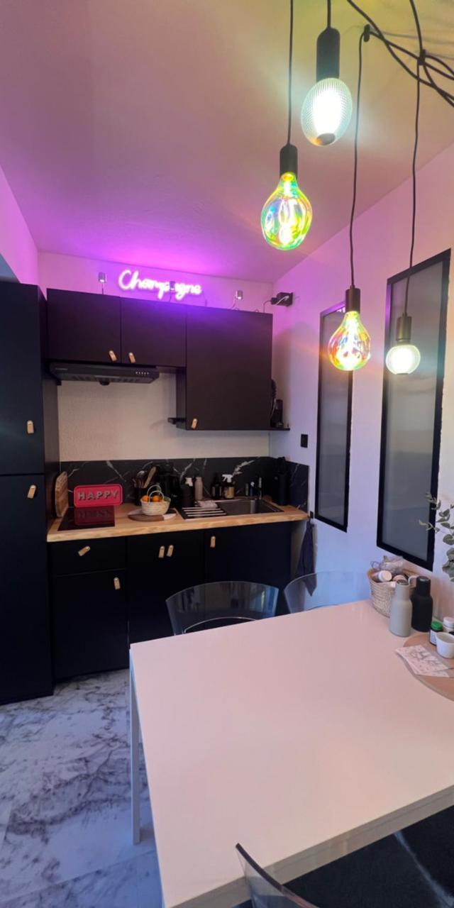 Ideal Cosy Lumineux Central Calme Fonctionnel & Beau – billede 8