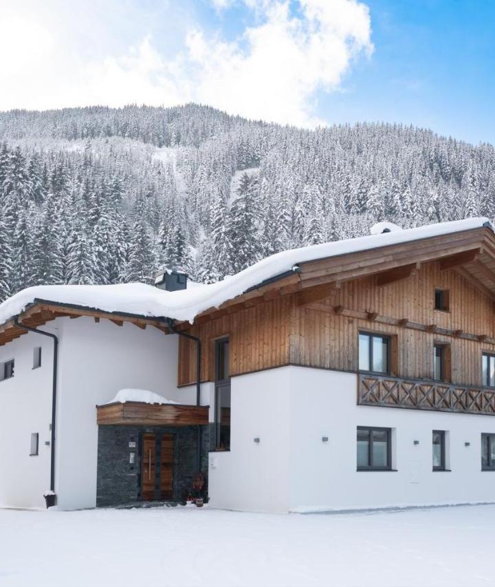 Three-Bedroom Apartment (1 single bed and 1 large bed) - Free WiFi – Appartements Salitererhof