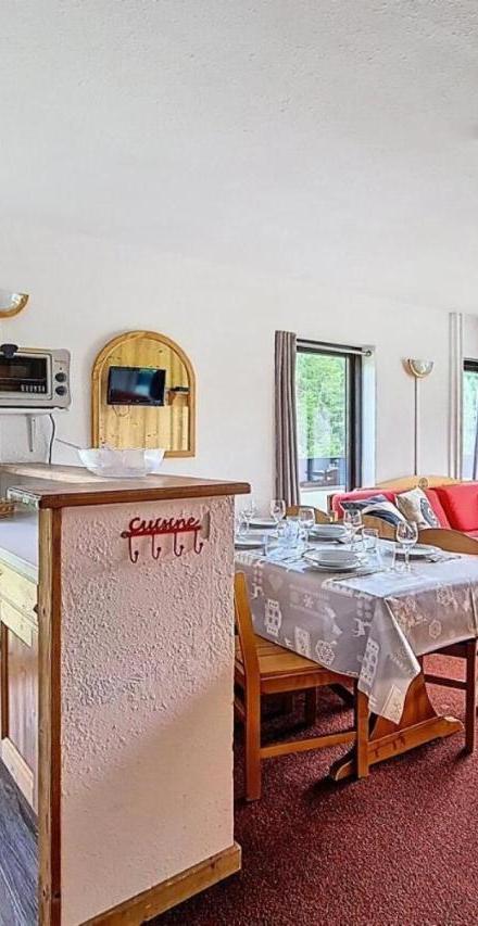 Appartement - Free WiFi – Residence Dorons - Appartement Agreable · Acces Direct Aux Pistes · Balcon Mae-2204