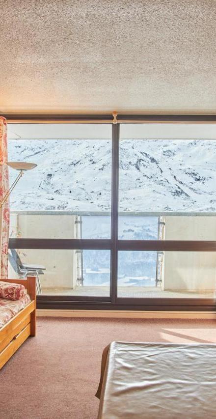 Two-Bedroom Deluxe Apartment with Balcony (1 bunk bed) – Appartement Au Pied Des Pistes