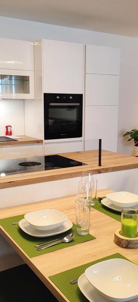 Two-Bedroom Apartment (1 large bed) - Free WiFi – Modern Mountain Apartment - Free Parking & Sauna