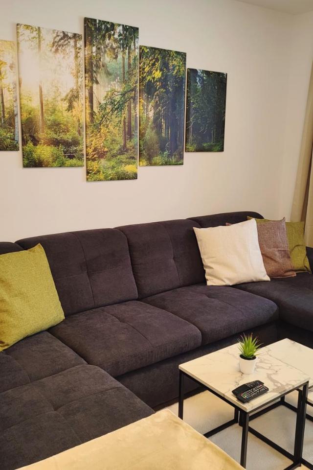 Modern Mountain Apartment - Free Parking & Sauna – bild 5