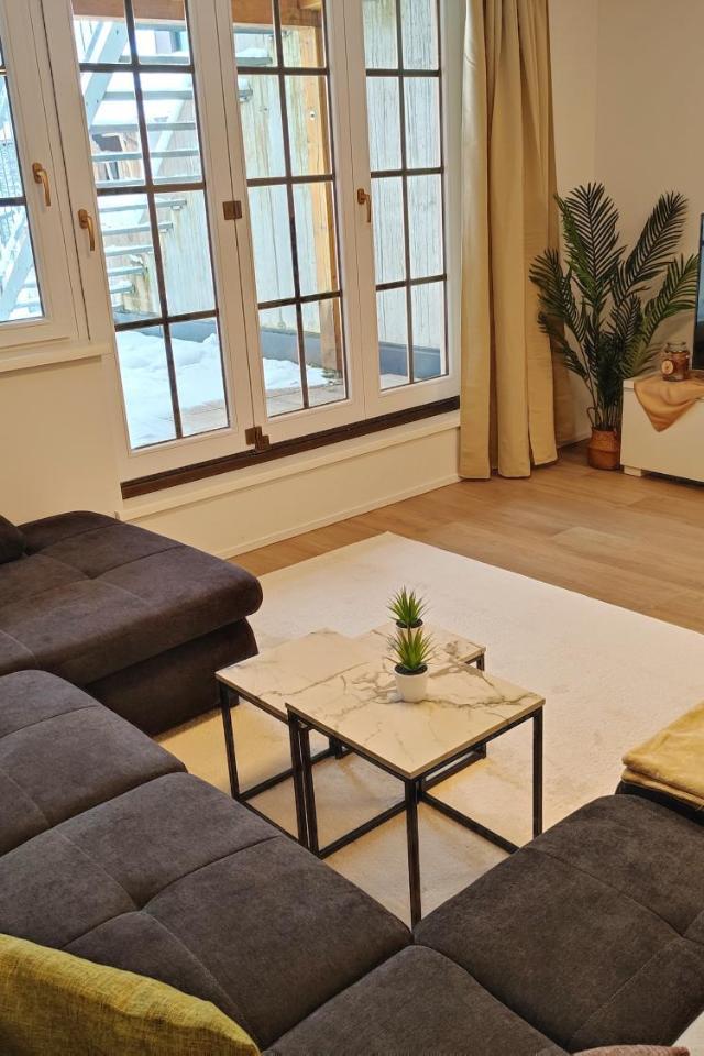 Modern Mountain Apartment - Free Parking & Sauna – bild 6