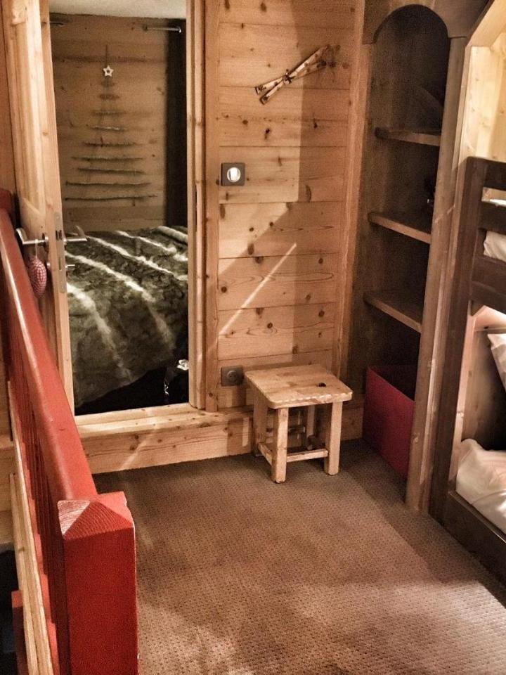 Three-Bedroom Apartment (2 single beds) - Free WiFi – So Cosy Val Thorens
