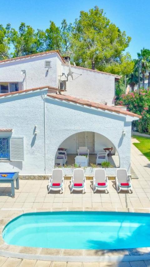 Villa Alcudia Beach by Villa Plus – Alcúdia