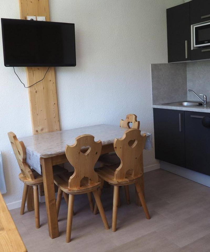 Studio Renove Proche Pistes Avec Balcon - Fr-1-344-180