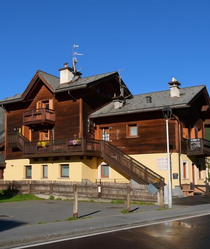 Two-Bedroom Apartment (1 double bed) - Free WiFi – Baita Giada - Livigno