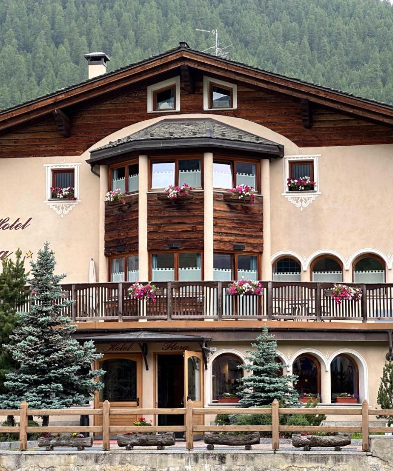 Hotel Flora
