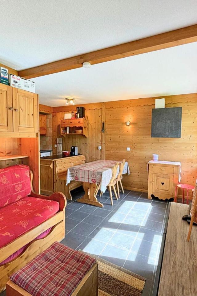 Residence Villaret - Studio Renove Sur Les Pistes Aux Menuires Pour 4 Personnes Mae-4234