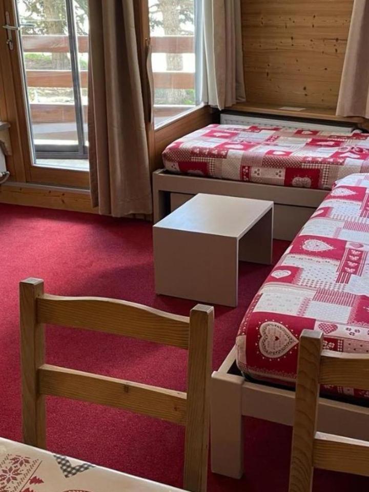 Studio (Bedroom#1: 4 single beds) - Free WiFi – Les Menuires : Apt 4 Pers, Renove, Balcon, Wifi, Animaux Ok - Fr-1-574-73