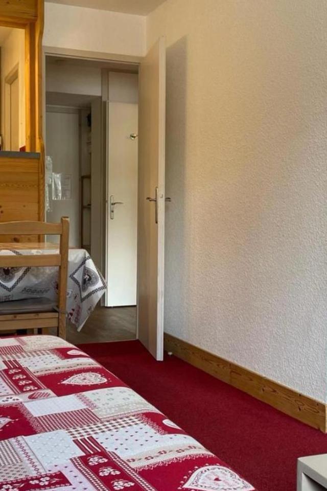 Les Menuires : Apt 4 Pers, Renove, Balcon, Wifi, Animaux Ok - Fr-1-574-73 – bild 3