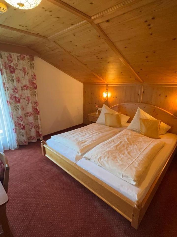 Double Room with Garden View (1 sofa bed and 1 large bed) - Free WiFi – Das Dorfgefuehl Pension Westendorf
