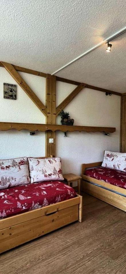 Studio – Residence Chaviere - Studio Au Centres Des Menuires Ski Aux Pieds Appartement Pour 4 Personnes Mae-5714