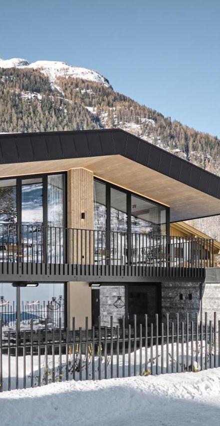 Chalet White Pearl by Myalps – billede 1