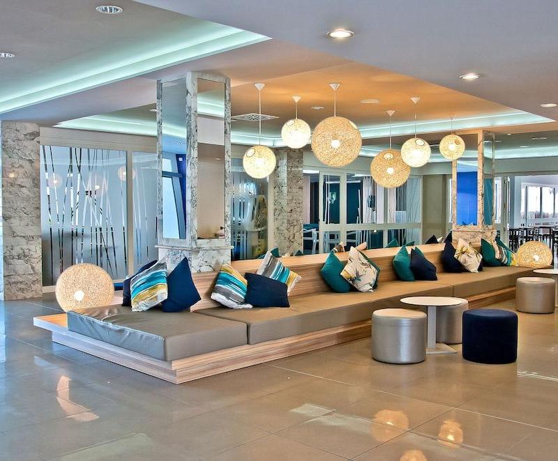 Bq Delfin Azul Hotel