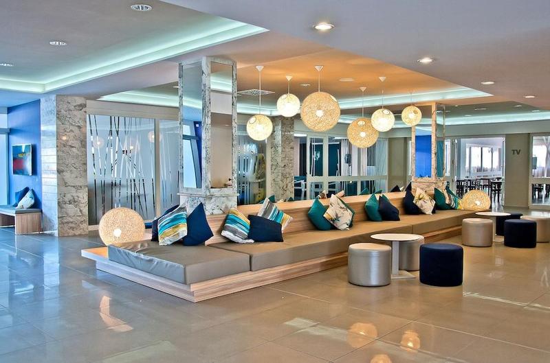 Bq Delfin Azul Hotel