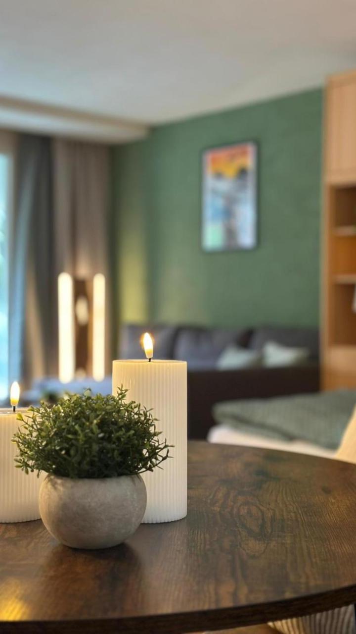 One-Bedroom Apartment (1 large bed) - Free WiFi – Alpine Hideaway - Cozy Mountainview Studio, Home-Cinema, Free Parking, Ski, Engelberg, Luzern