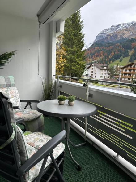 Alpine Hideaway - Cozy Mountainview Studio, Home-Cinema, Free Parking, Ski, Engelberg, Luzern – bild 2