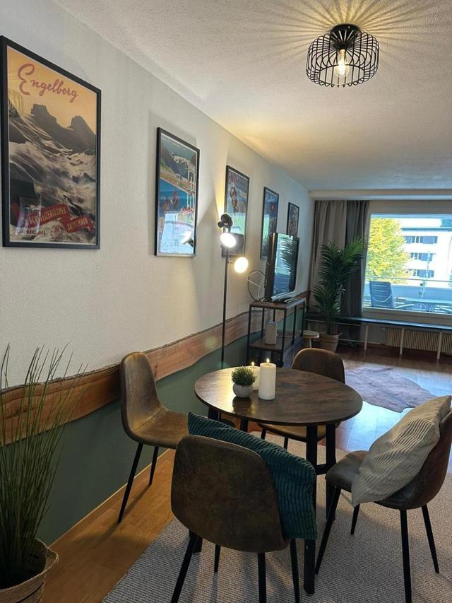 Alpine Hideaway - Cozy Mountainview Studio, Home-Cinema, Free Parking, Ski, Engelberg, Luzern – billede 3