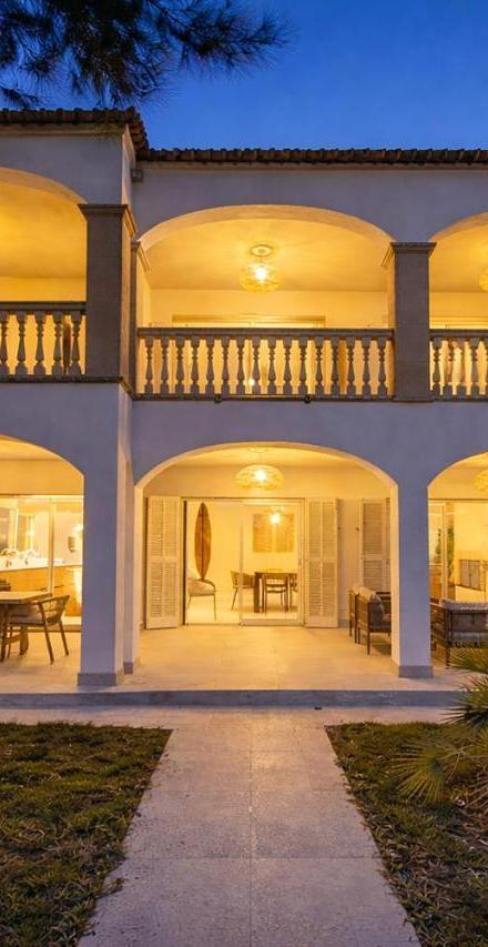 White Sands Villa Playa de Muro – billede 1