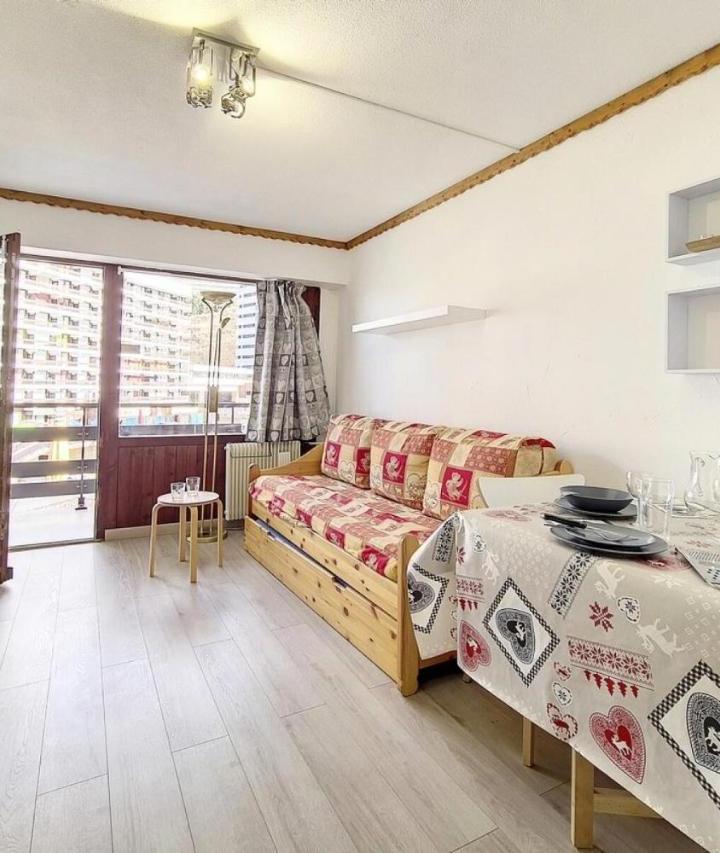 Studio – Residence Oisans - Studio Agreable · Skis Aux Pieds · Balcon Mae-3394