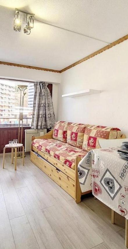 Studio – Residence Oisans - Studio Agreable · Skis Aux Pieds · Balcon Mae-3394