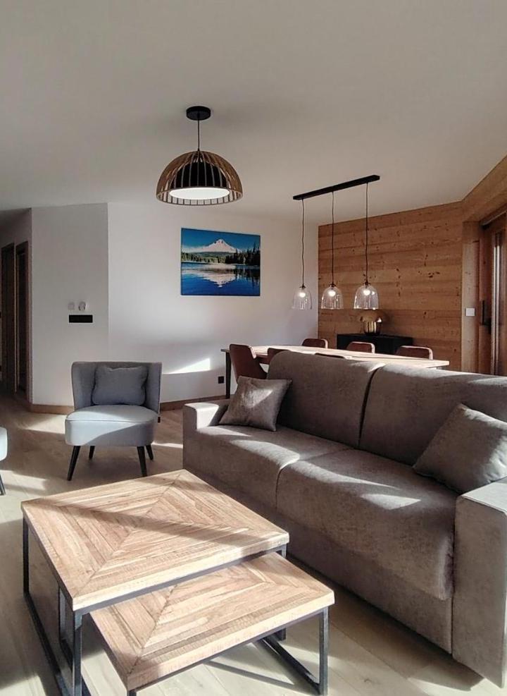 Two-Bedroom Apartment with View (2 single beds) - Free WiFi – Homency - Residence Cachemire A302