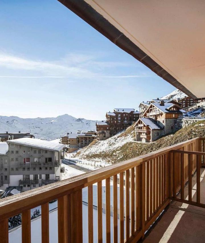 Apartment with View and Balcony (1 sofa bed, Bedroom#1: 1 bunk bed) - Free WiFi – Mountain View with Ski-In And Out Loft - Residence Roche Blanche