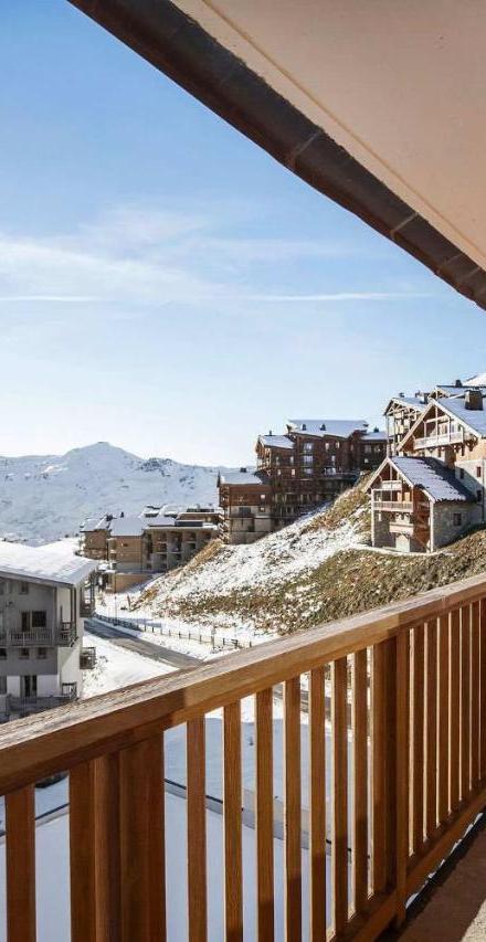 Apartment with View and Balcony (1 sofa bed, Bedroom#1: 1 bunk bed) - Free WiFi – Mountain View with Ski-In And Out Loft - Residence Roche Blanche
