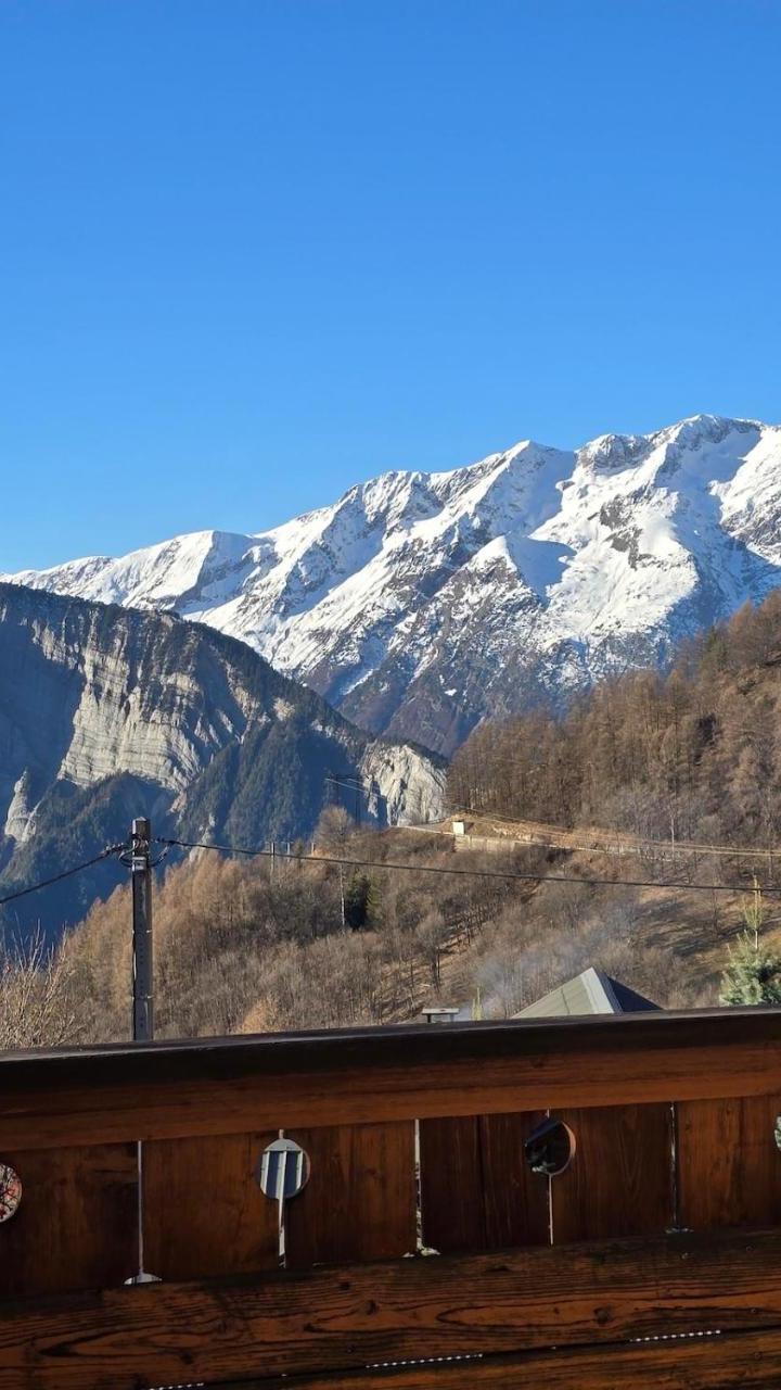 Three-Bedroom Chalet (2 double beds) - Free WiFi – Chalet 8 Personnes Avec Sauna Et Belle Vue