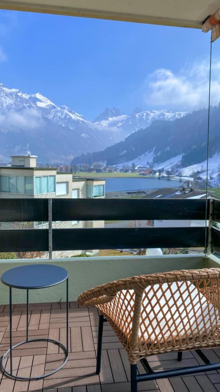 Studio Apartment (1 sofa bed and 1 large bed) - Free WiFi – Wunderstay Alpine 203 Chic Studio with Balcony, Mountain And Lake View