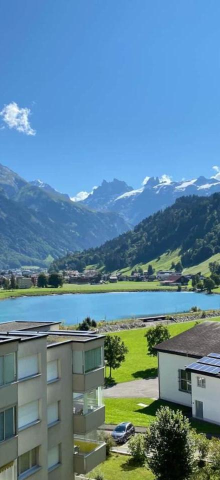 Wunderstay Alpine 203 Chic Studio with Balcony, Mountain And Lake View – billede 2