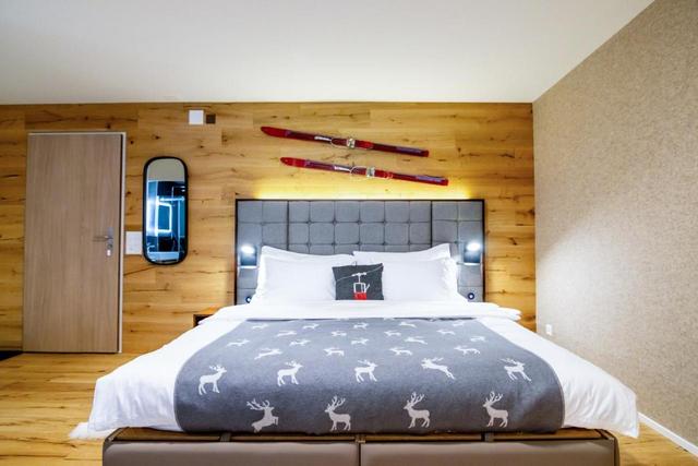 Wunderstay Alpine 203 Chic Studio with Balcony, Mountain And Lake View – billede 8