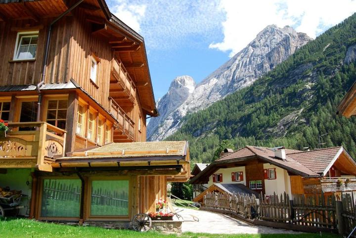 Hotelbilleder – Appartamenti Chalet Orchidea (1/10)