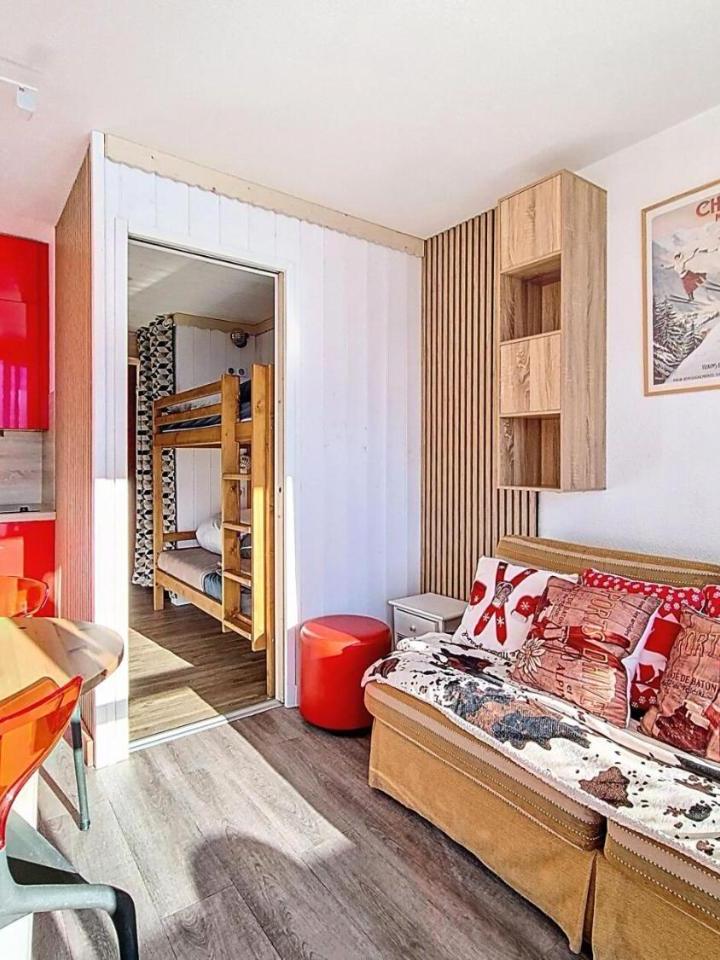Studio – Residence Tougnette - Studio Renove Lumineux · Depart Et Retour Skis Aux Pieds · Balcon Mae-2724