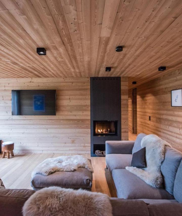 Family Studio (1 extra-large double bed and 1 sofa bed) - Free WiFi – Riffelalp Lodge
