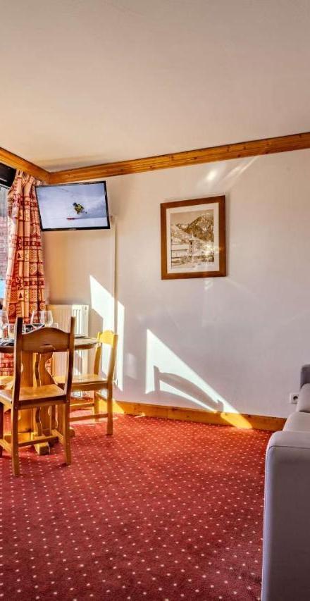 Apartment (1 sofa bed, Bedroom#1: 1 bunk bed) - Free WiFi – Mountain-View with Ski-In Ski Out Stay