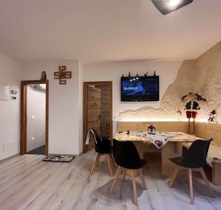 One-Bedroom Apartment (1 large bed) - Free WiFi – Sellaronda - Ciampac Experience
