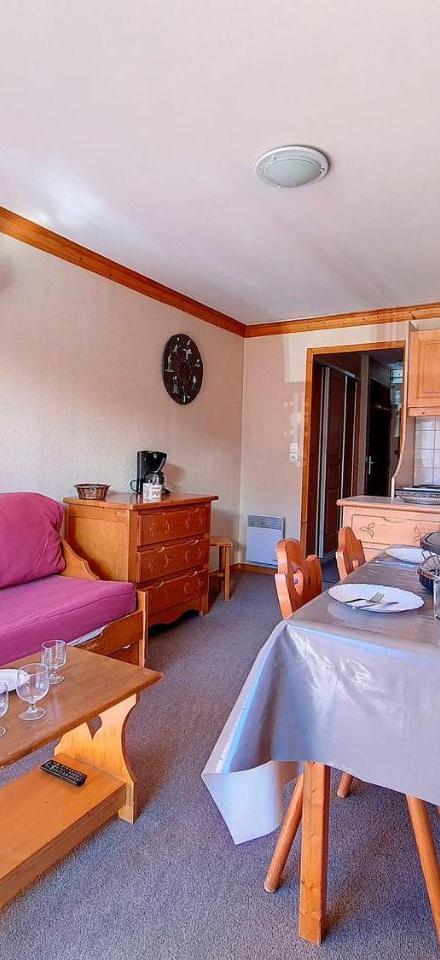 Apartment – Appartement Skis Aux Pieds, 4 Personnes, Balcon Sud - Fr-1-344-854