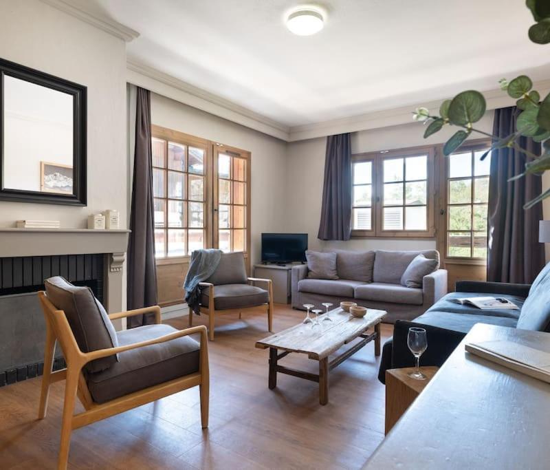 Appartement 8 Personnes Dans Chalet Prive, Piscine, Ski in