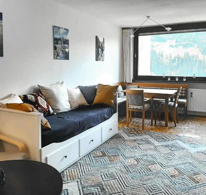 One-Bedroom Apartment (2 sofa beds) - Free WiFi – Cozy Apartment W a View & Own Garden