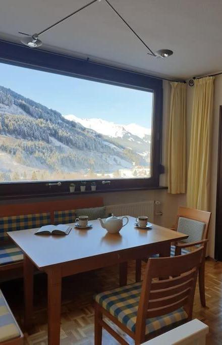Cozy Apartment W a View & Own Garden – billede 2