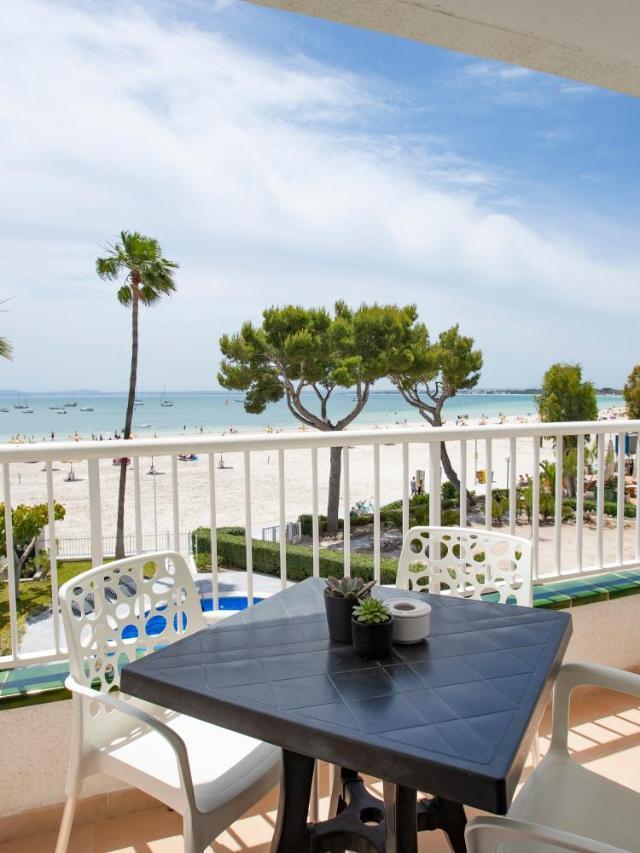 Apartamentos Sand Beach